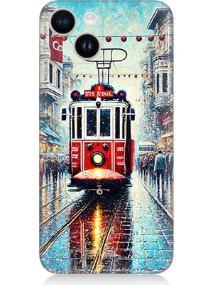 Apple iPhone 14 Uyumlu Yağmurlu Sokakta Kırmızı Tramvay  Desenli Silikon Kılıf