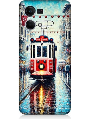 Oppo Reno 7 Uyumlu Yağmurlu Sokakta Kırmızı Tramvay  Desenli Silikon Kılıf