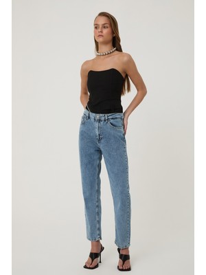 Mom Jean Açık Mavi