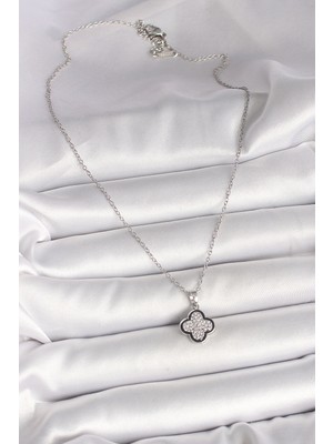 Zarif Kadın Için Silver Çelik Yapım Zincir Zirkonlu Yonca Kolye