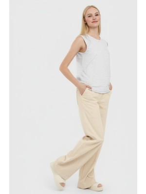 Düz Renk Kolsuz Bisiklet Yaka Bluz