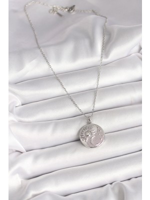 Zarif Kadın Için Silver Çelik Zincir Zirkonlu Ay Güneş Işli Madalyon Kolye