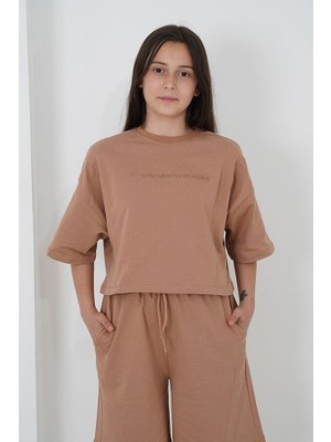 Haykids Kız Çocuk Iki İplik Kumaş Şortlu Takım Bisiklet Yaka Rahat Kesim ve Nefes Alabilir Özellik