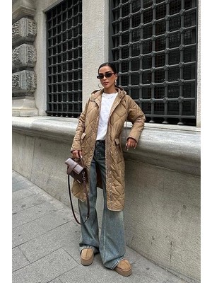 Janes Fermuar ve Kapşonlu Uzun Kapitone Mont 7062