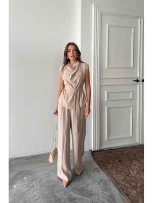 Janes Tencel Modal Kolsuz Bluz Kapalı Cep Detaylı Dökümlü - Pantolon Takım - Bej