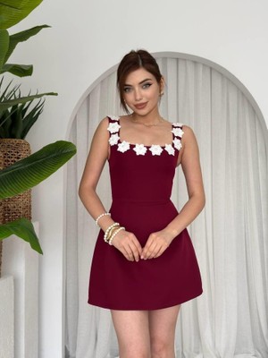 Janes Alyosa Çiçek Detaylı Elbise