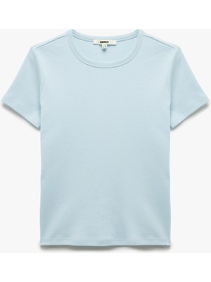 Koton Pamuklu Slim Fit Kısa Kollu Bisiklet Yaka Basic Tişört
