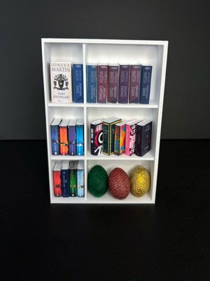 Minyatür Kitaplık | El Yapımı Mini Kitap ve Reçine Figürlü Dekoratif Kitaplık | Koleksiyonluk