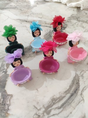 MODAGOS068  Lokumcu Kiz Kahve Yani Sunumluk Lokumluk Biblo 1 Adet