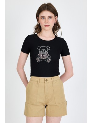 Siyah Ayıcık Baskılı Leopar Detaylı Slim Fit Crop Tişört 0549