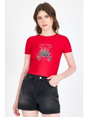 Kırmızı Ayıcık Baskılı Leopar Detaylı Slim Fit Crop Tişört 0549