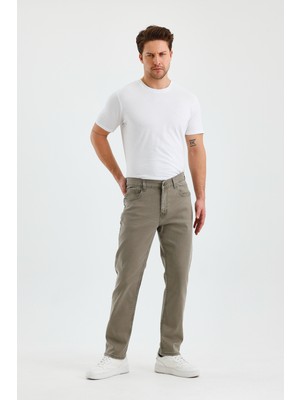 Erkek Regular Fit Geniş Paça Yüksek Bel Casual Kot Pantolon