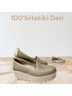 2403 Bej Deri Dolgu Topuk Ayakkabı