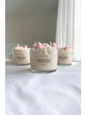 Çilek ve Krem Şantili Bardak Mum 100% Doğal Soya Wax