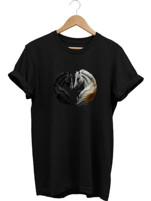 At Baskılı T-Shirt