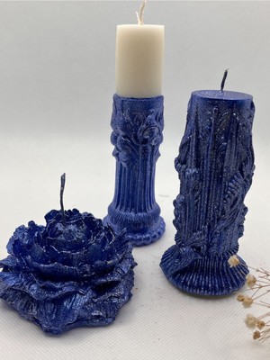 Kendinden Şamdanlı Sanatsal,sarmal ve Şakayık Çiçeği Metalik Lacivert Renk 3 Lü Mum Seti
