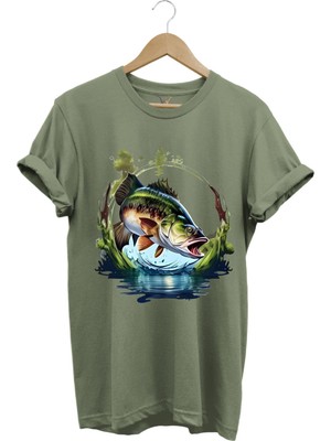 Balıkçılık Levrek Balıkçılığı Fishing Doğa ve Deniz Baskılı Regular Fit %100 Pamuk Tişört
