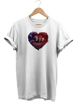 Kalp Baskılı T-Shirt