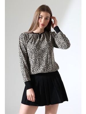 Şiir Harare Kadın Büzgülü Damla Yaka Düğmeli Örme Jakar Esnek Penye Uzun Kollu Bluz & Tesettür Bluz