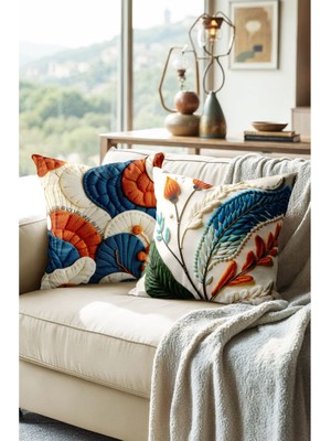 Beyaz ve Turkuaz Nakış Desenli Dijital Baskılı Çift Taraflı Kırlent Kılıfı.  2'li Set Kırlent Kılıf