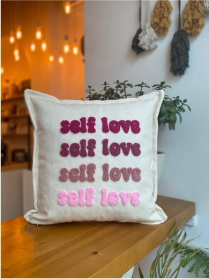 Self Love Yazılı Punch Işlemeli El Yapımı Pamuklu  Kırlent Kılıfı - 43X43CM - Punch Kırlent Kılıfı