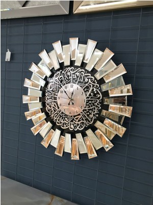 Gümüş Piyano Aynalı Saat 50CM, Şık ve Zarif Tasarım, Modern Dekorasyon Için Ideal