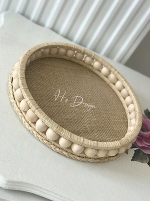 El Yapımı Doğal Ahşap Boncuklu Rafya Hasır Dekoratif Tepsi 22 Cm, Şık ve Doğal Görünüm