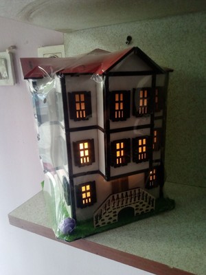 Kahverengi Safranbolu Maket Ev Gece Lambası, Şık ve Dekoratif Ev Aksesuarı