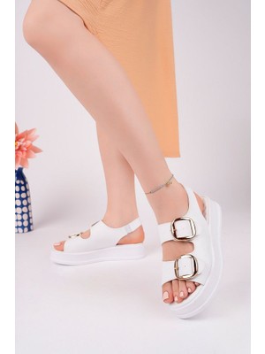 K-106 Kadın Arkası Lastikli Çift Tokalı Sandalet