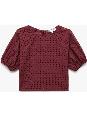 Koton x Melis Ağazat - Pamuklu Astarlı Brodeli Fistolu Kısa Kollu Bisiklet Yaka Bluz