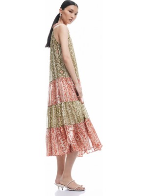 Koton Düğmeli Kolsuz Etnik Desenli Parıltılı Şifon Uzun Gömlek Elbise