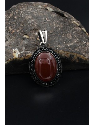 Kolye Ucu Kırmızı Akik Taşlı Zirkon Taş Süslemeli 925 Ayar Gümüş 901910