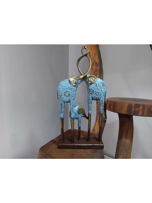 Mavi ve Altın Renklerde Dekoratif Fil Ailesi Heykel Biblo Şık Tasarım