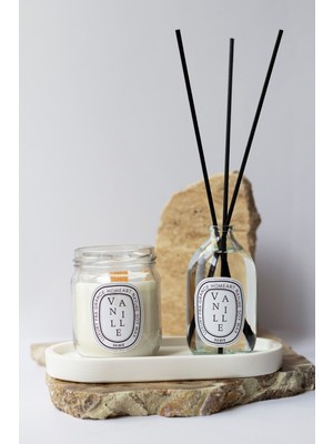 Vanilya Kokulu Ahşap Fitilli Mum ve Oda Kokusu Seti, Ferah ve Hoş Bir Atmosfer Için