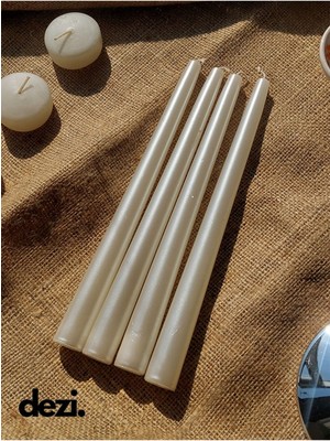 Beyaz Klasik Konik Şamdan Mum Seti, 4'lü, Yüksek Kalite, Şık ve Şeffaf Tasarım