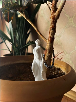 Beyaz Tanrıça Figür, Masaüstü Dekoratif Obje, 150MM Boy