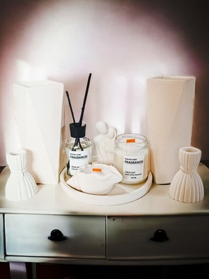 Özel Tasarım Uzun Vazolar, Kokulu Mumlar, Oda Kokusu, Biblo ve Şamdanlik Seti