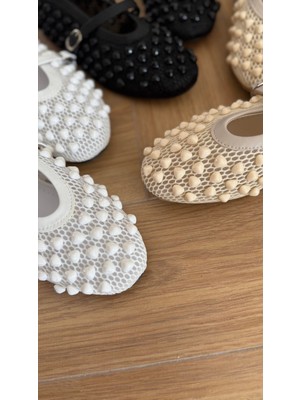 Boncuk Detaylı Bej File Babet