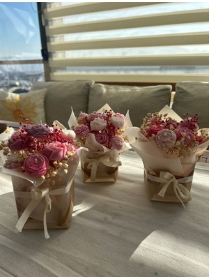 Renkli Dekoratif Soya Mum Buketi, Şık ve Güzel Hediye Seçeneği