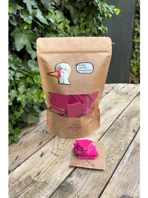 Pembe Granül Mum Boyası 500GR, Parlak ve Canlı Renkler, Kolay Kullanım.