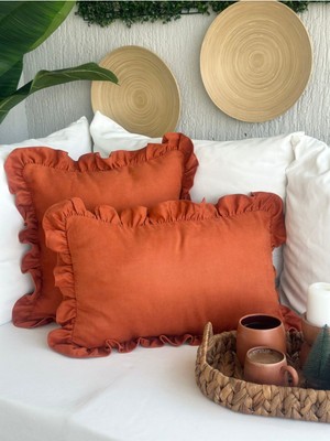 Fırfırlı Kiremit Rengi Tarçın Kırlent Kılıfı, Şık ve Rahat Dekorasyon Için Ideal