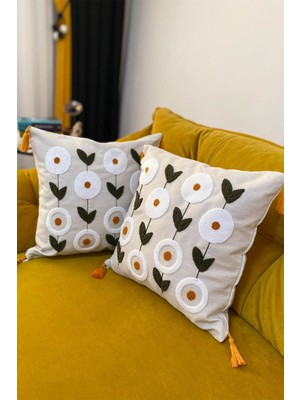 Bej Nakışlı 2'li Kırlent Kılıfı, Şık ve Zarif Dekorasyon Parçası