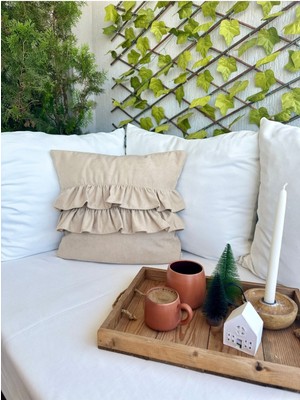 Bej Fırfırlı Şık Kırlent Kılıfı, Ev Dekorasyonu Için Zarif Seçenek