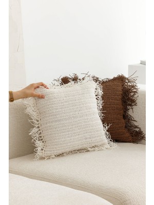 Beyaz Hasır Kırlent, Şık ve Rahat Oturma Dekorasyonu Için Ideal