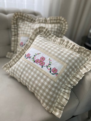 Keten Kanaviçe Işleme Fırfırlı Kırlent Kılıfı 45X45 Cm, Özelleştirilebilir, Krem