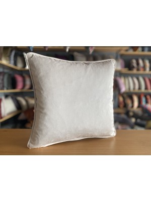 Kadife Kırlent Kılıfı, Ithal, Krem, 43X43CM, Şık ve Yumuşak Dokunuş.