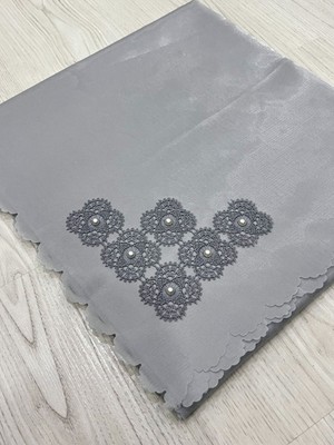 About The Perfect Gri Renkli Incili Oya Işlemeli Bohça, Şık ve Zarif Dekoratif Takım