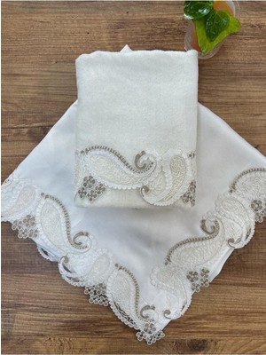 About The Perfect Yumuşak ve Şık Havlu Bohça Seti, Krem Renk, Pratik Kullanım ve Şıklık Sağlar