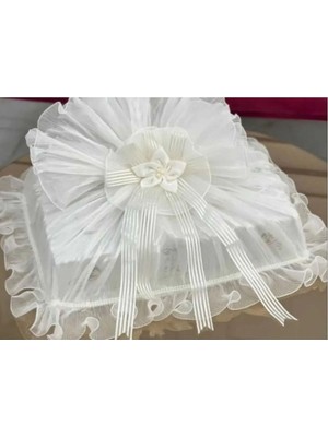 About The Perfect Ekru Saten Boğça, Dantelli Işleme, Güllü Güpürlü, Özel Tasarım, Süslü, 50X40