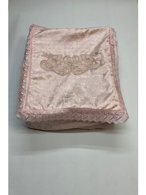 About The Perfect Kadife Hurç Bohça, Çeyizlik ve Şık Tasarım, Pudra Renkli, Kullanışlı ve Zarif